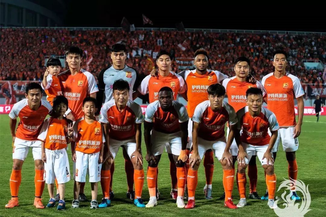 与偶像球星 与偶像球星