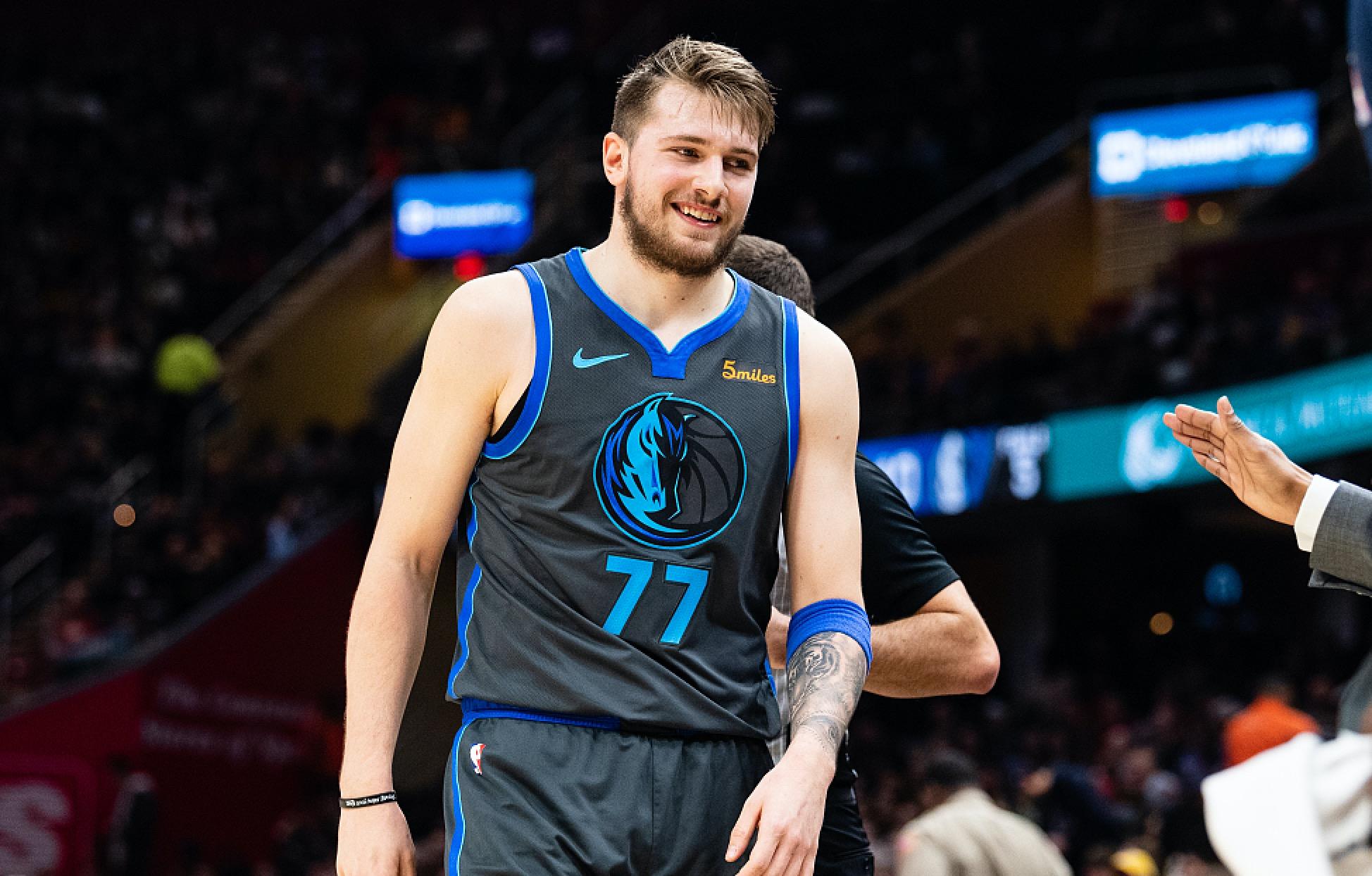 法下显露无 法下显露无